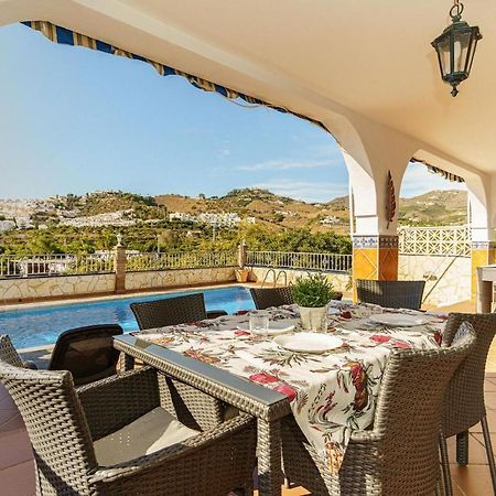 Villa Triana Nerja Exterior photo