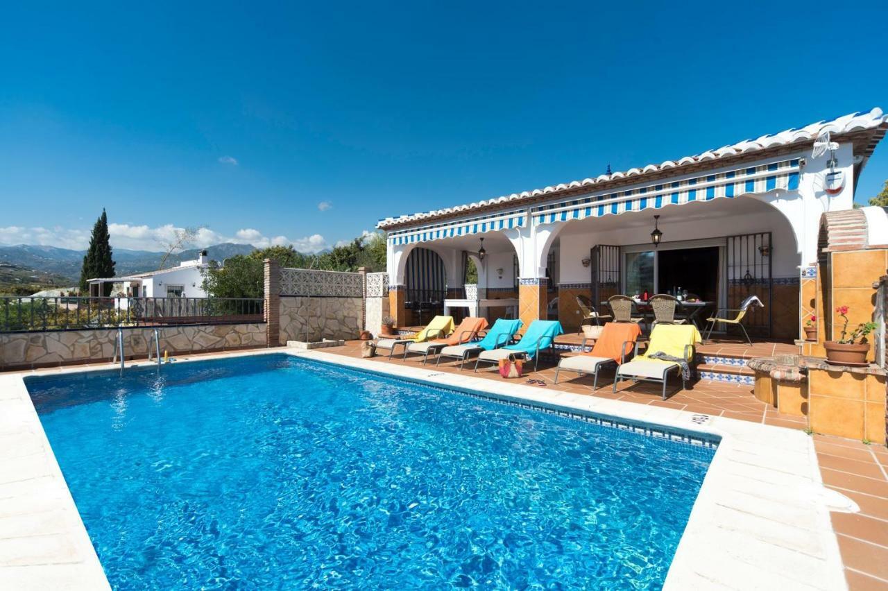 Villa Triana Nerja Exterior photo